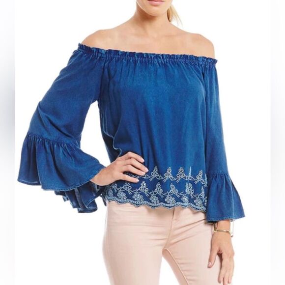 Elan Off Shoulder Denim Blouse with Embroidery and Bell Sleeves size M - Picture 1 of 7